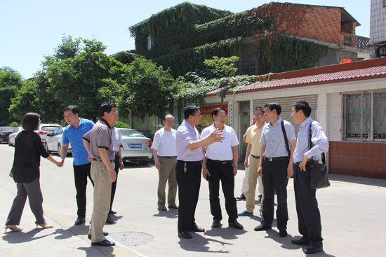 ��ꖹ��I(y��)�W(xu��)У�I(l��ng)��(d��o)�z��