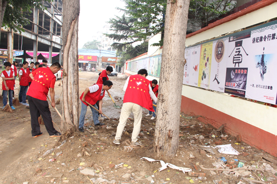 ��ꖹ��I(y��)�WУ����l(w��i)��