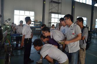 南陽工業(yè)學(xué)校學(xué)生實(shí)習(xí)