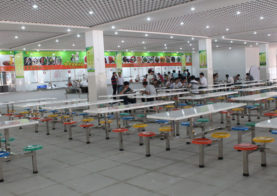 ���(y��ng)���I(y��)�W(xu��)У