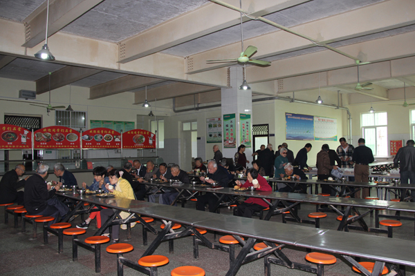 ��ꖹ��I(y��)�WУ�͏d�ϸɲ��Ͳ�