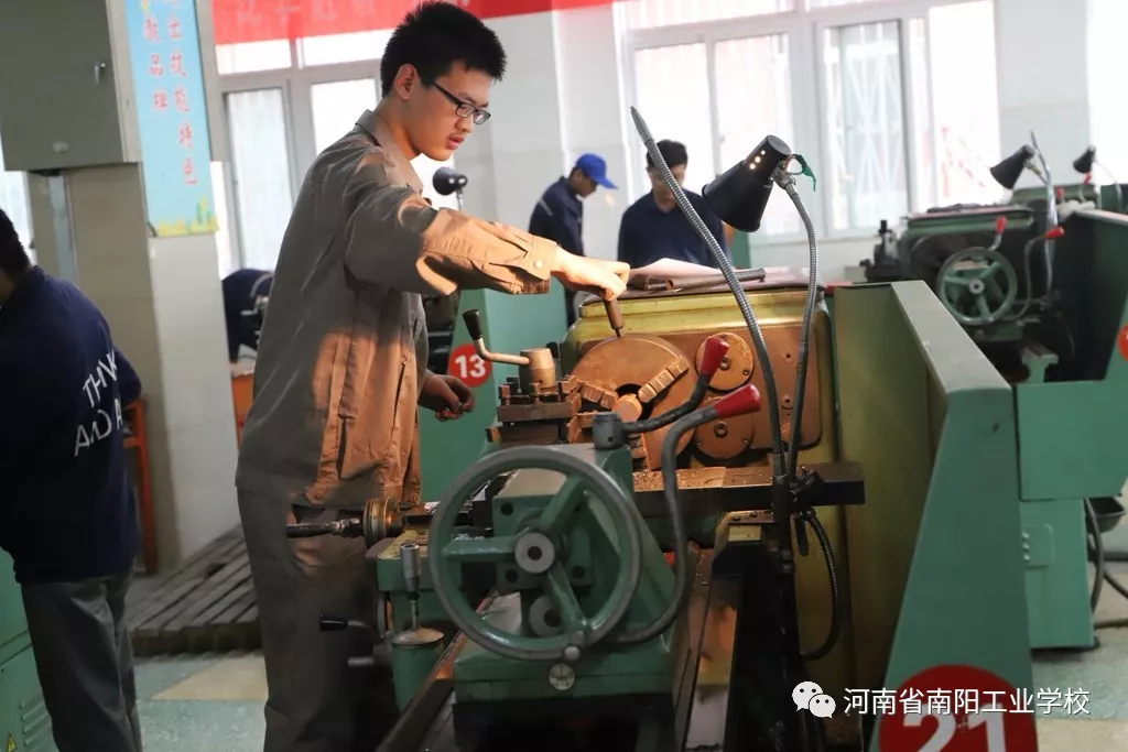 ���(y��ng)��2018�е��I(y��)�������ܴ�ِ��ͨ܇��