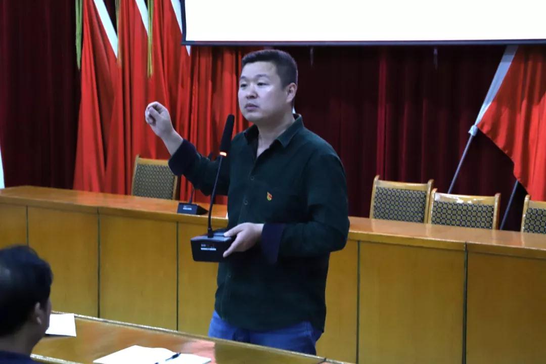 ��ꖹ��I(y��)�W(xu��)У�Fί�ԕ�ӛ