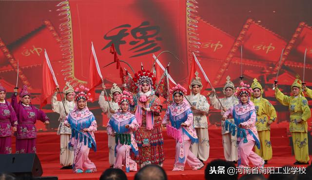 �����������ƺ��ݡ�