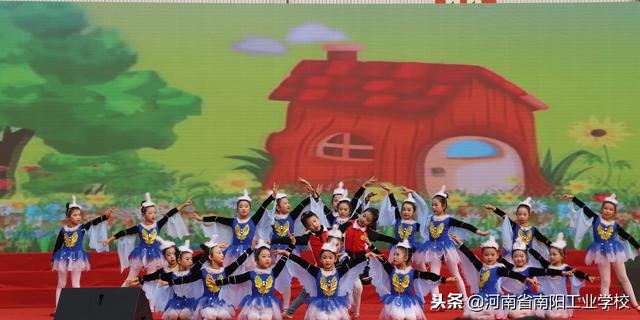 �龰�������{(l��n)���µ�С�B��