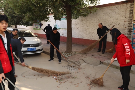 ���(y��ng)���I(y��)�W(xu��)У����־Ը��