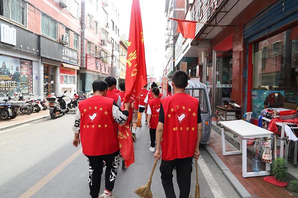 ��ꖹ��I(y��)�W(xu��)У־Ը��