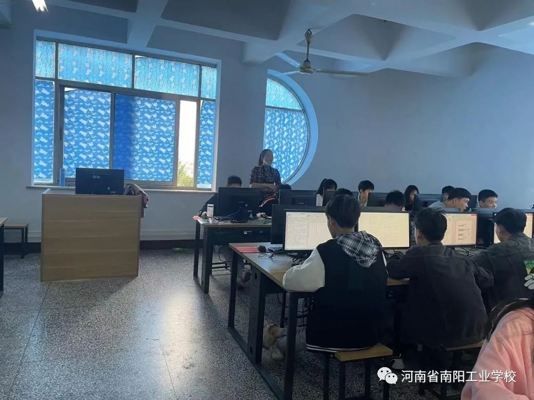 南陽(yáng)工業(yè)學(xué)校