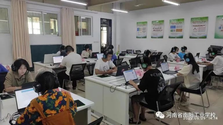 ���(y��ng)���I(y��)�W(xu��)У��ͨԒ�y(c��)ԇ