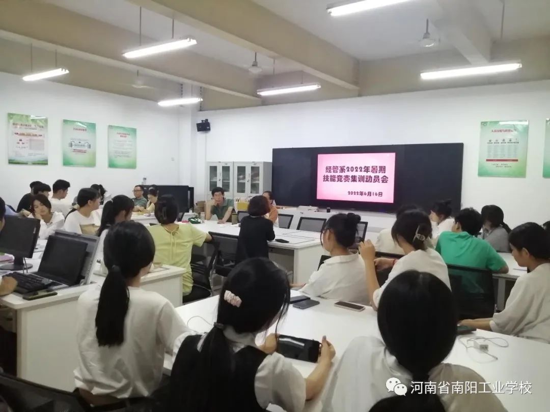 ��ꖹ��I(y��)�WУ��(j��ng)��ϵ